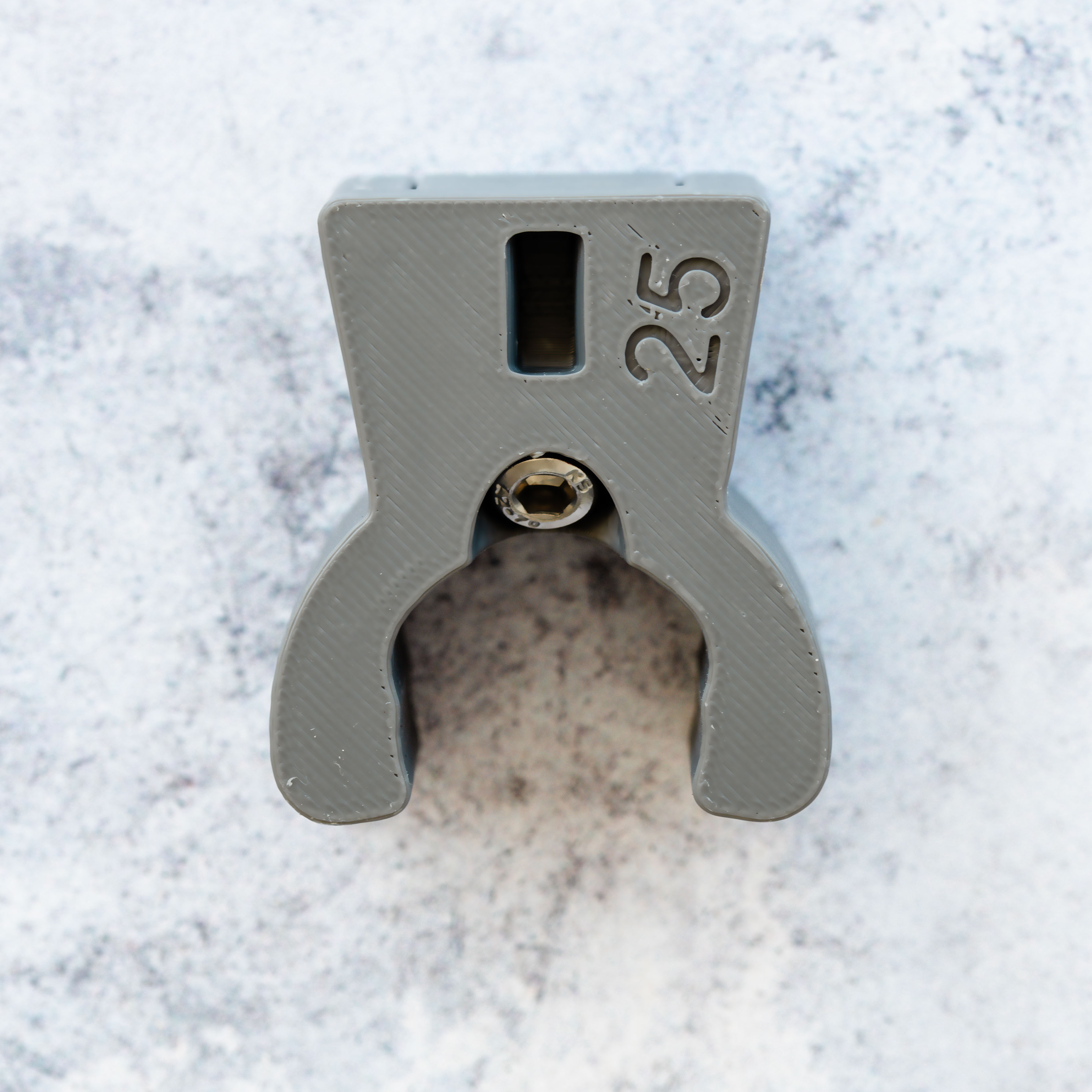 Verticale Straight Tyre Clip (90°)25cm